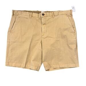 NWT GAP Men's Tan 10in Casual Shorts - SIZE 42